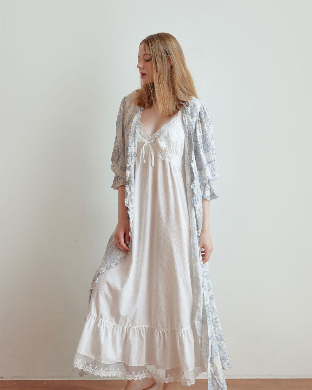 [PREORDER] Lunaluz Women's Éclair Rayon-Cotton Robe Gown (Dispatch Date: 17-21 Aug)