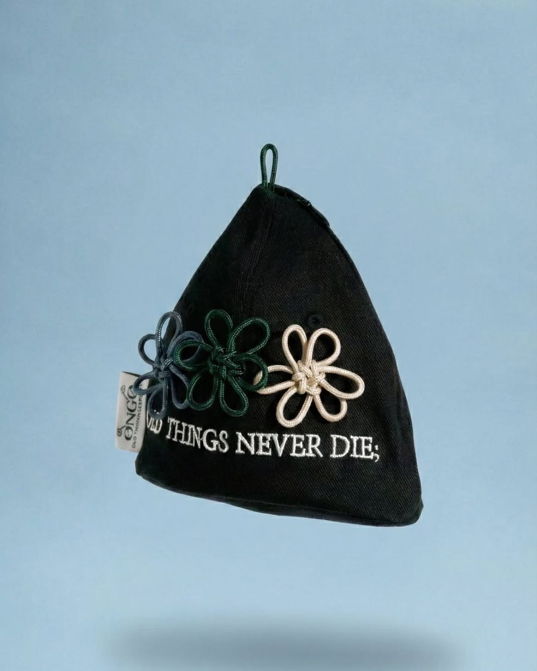 [PREORDER] ONGO One Two Three Flower Pouch (Dispatch Date: 17-21 Aug)