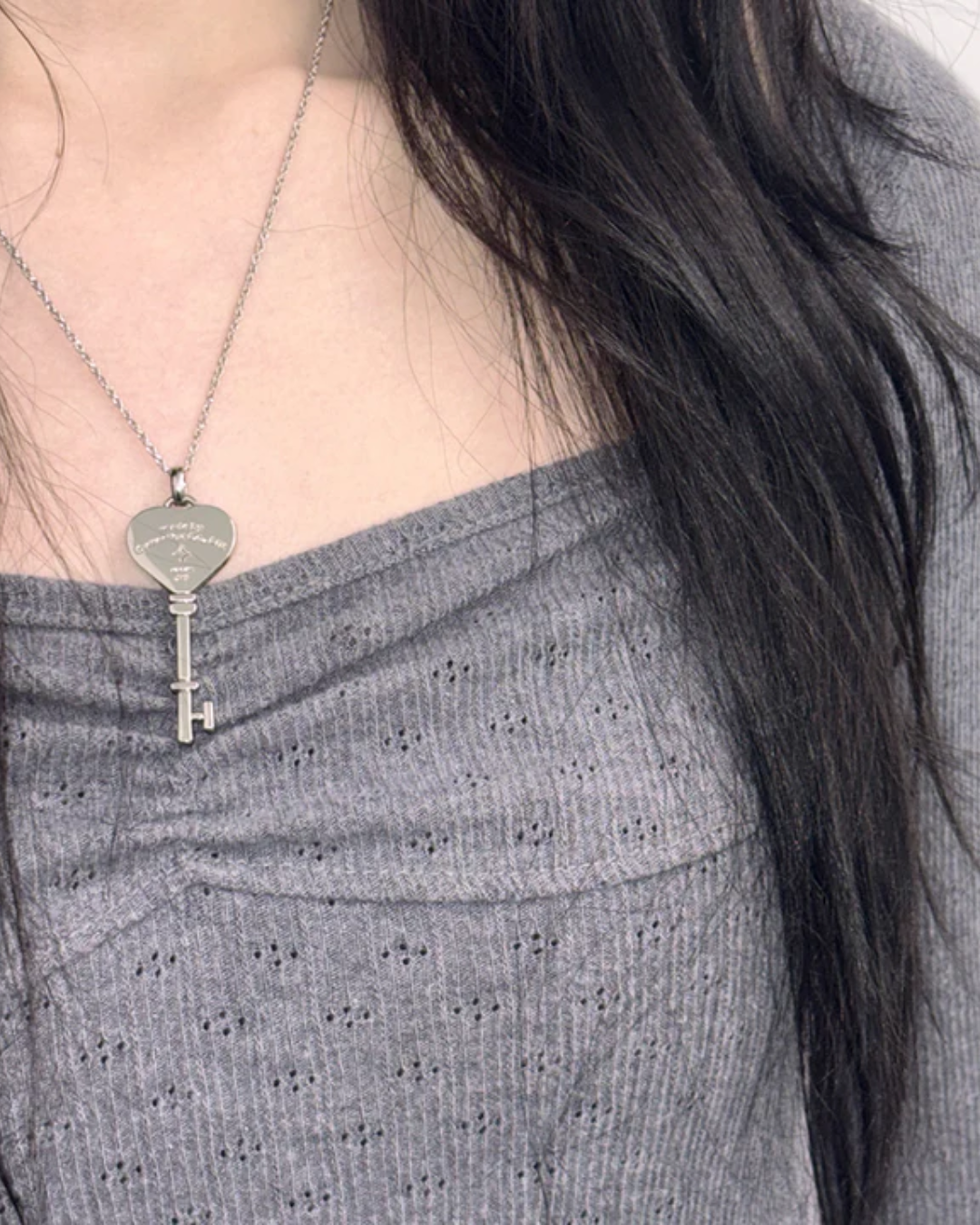 glow room 417 key necklace